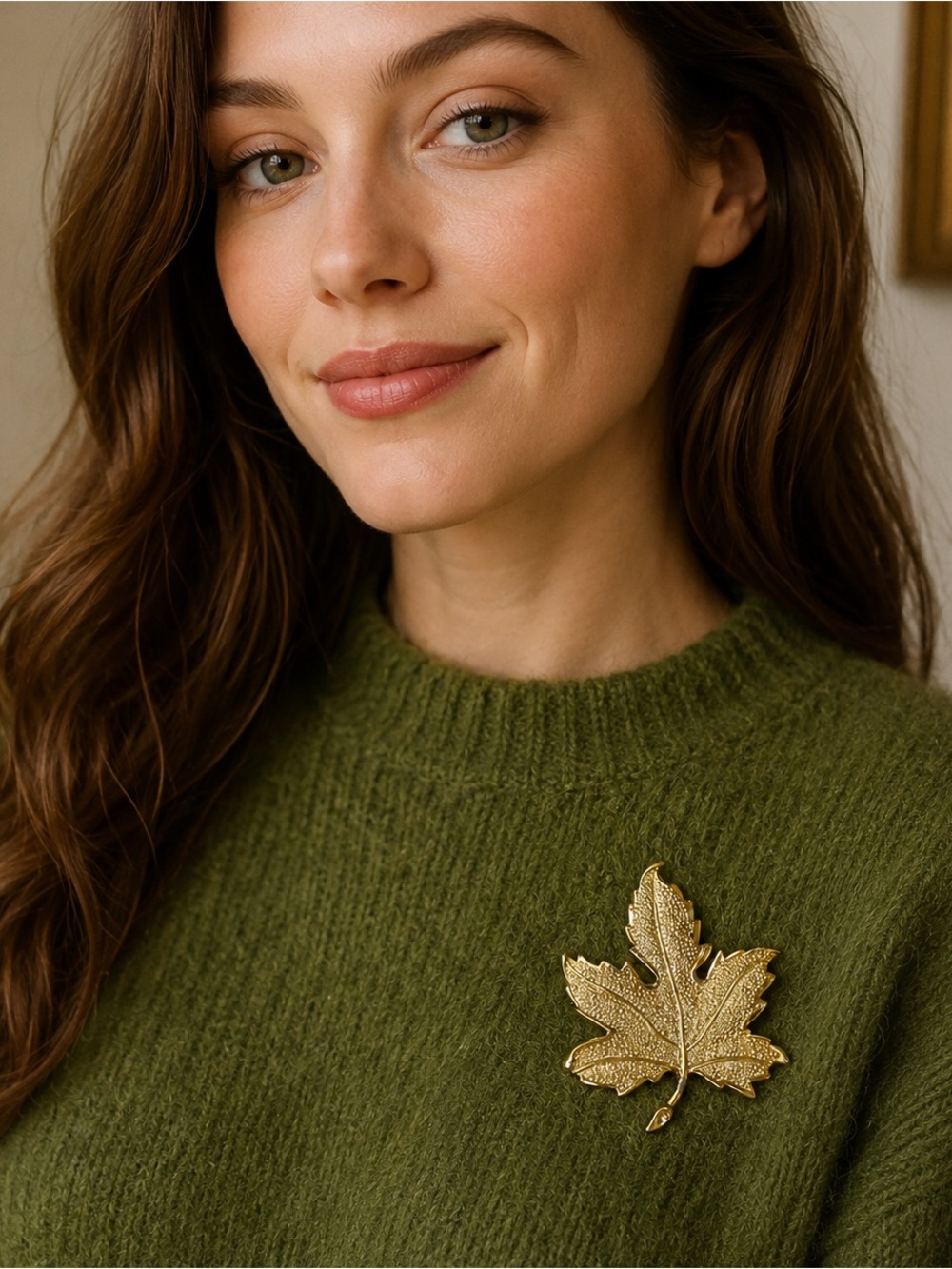 Textured Gold Tone Maple Leaf Statement Brooch Pin, Unsigned Vintage